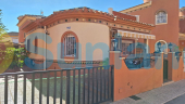 Segunda mano - Chalet - Playa Flamenca - Villas San Luis