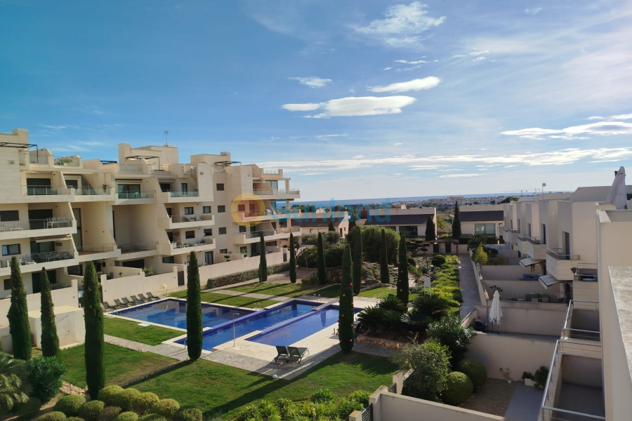 Resale - Villa - Orihuela Costa - Los Dolses