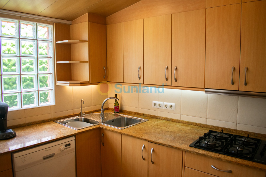 Använda fastigheter - Villa - Orihuela Costa - MUY CERCA DE LA PLAYA