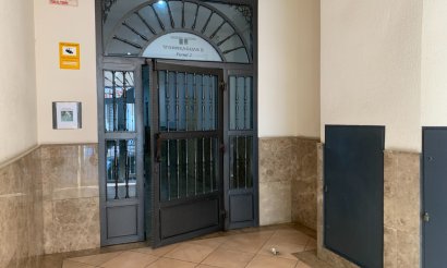 Använda fastigheter - Apartment - Flat - Torrevieia - Center