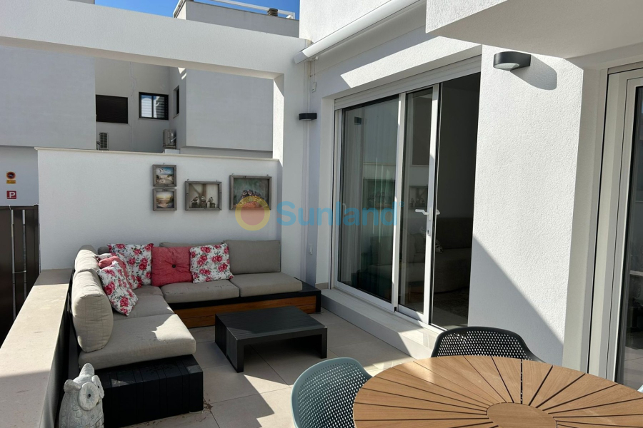 Resale - Apartment - Orihuela costa - 