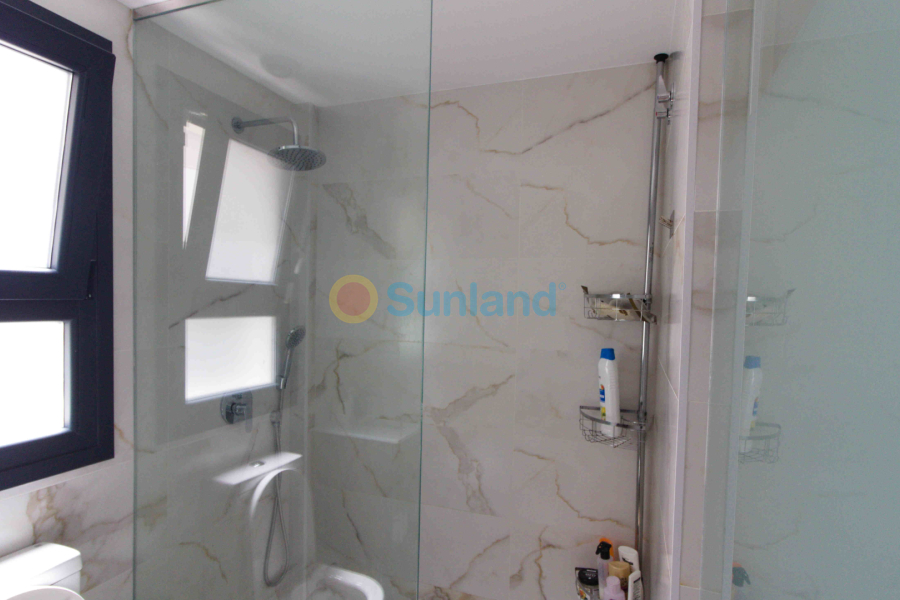 Resale - A - Villamartin