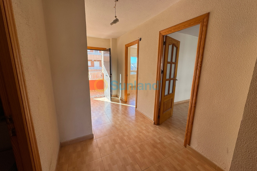 Resale - Apartment - Torrevieja - Punta Prima