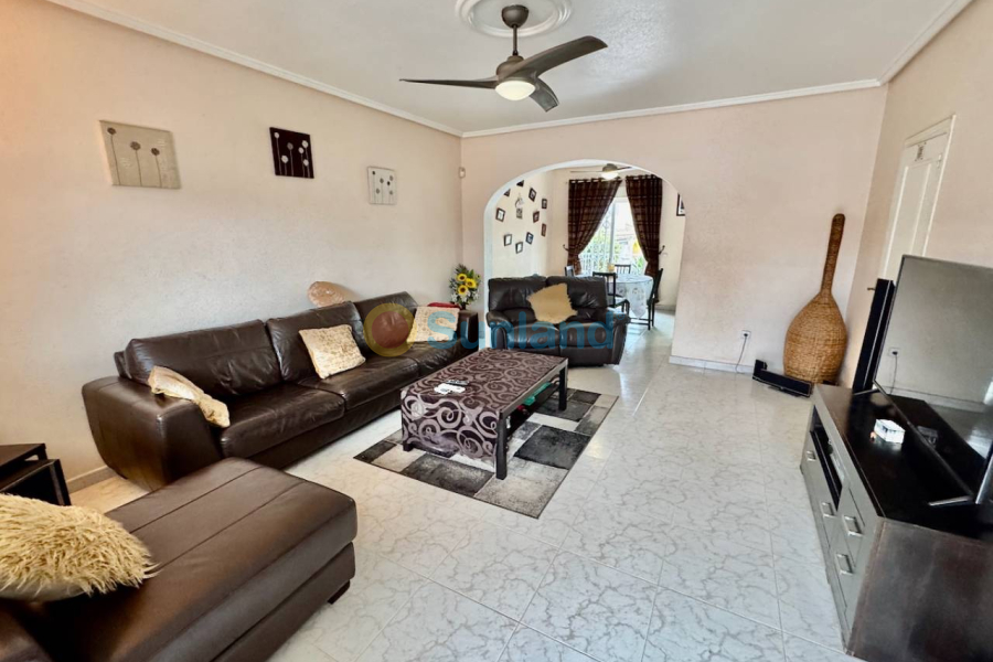 Resale - Townhouse - Ciudad Quesada - Doña Pepa