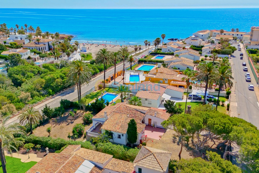 Вторичка - Bилла - Orihuela Costa - Playa Flamenca
