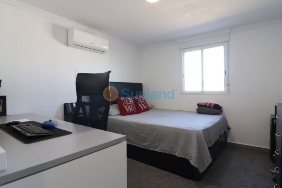 Resale - Villa - Rojales