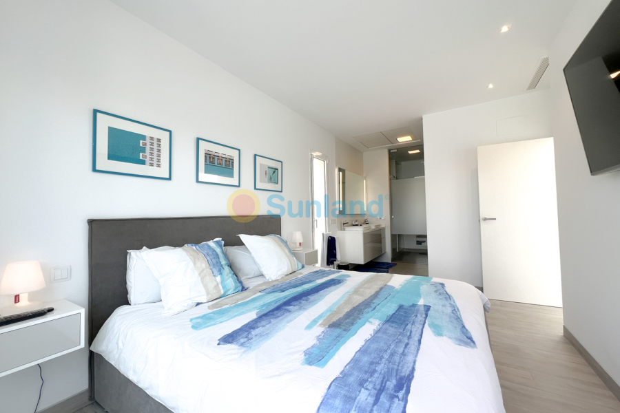 Använda fastigheter - V - Las Colinas Golf Resort