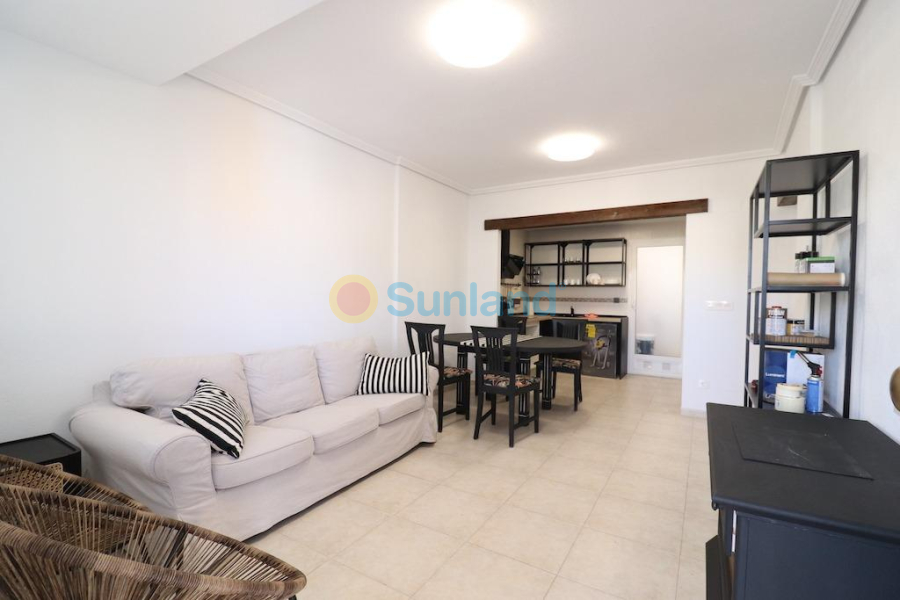 Resale - Terraced house - Torrevieja - Las Calas