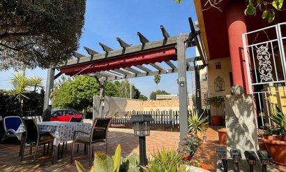 Resale - Villa - Daya Nueva