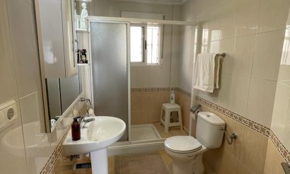 Resale - Villa - Daya Nueva