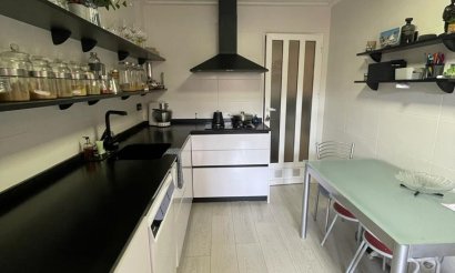 Resale - Villa - Daya Nueva