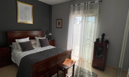 Resale - Villa - Daya Nueva