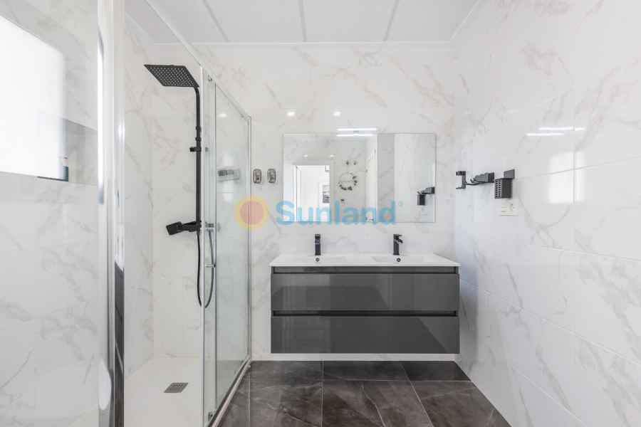 Brukte eiendommer - Villa - Los Montesinos - La Herrada