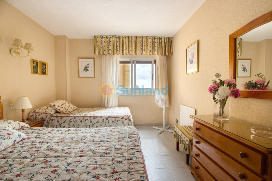 Resale - Apartment - Torrevieja - Playa del Cura