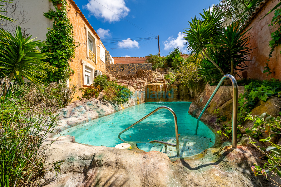 Resale - Villa - Torrevieja - Los Balcones