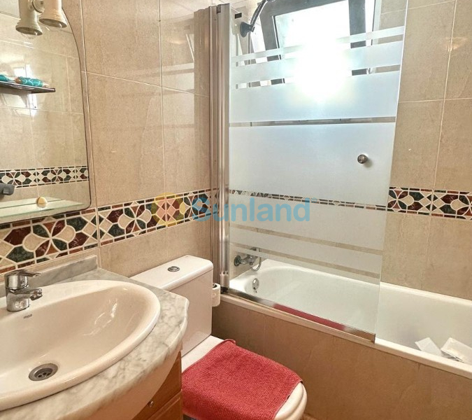 Resale - Apartment - Torrevieja - Curva del Palangre