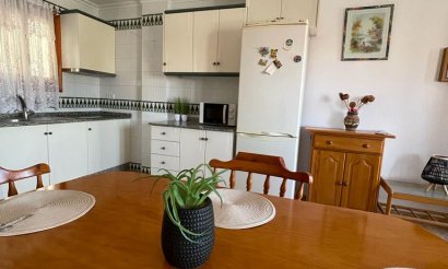 Resale - Bungalow - La Mata - Playa