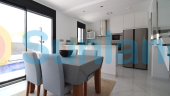 Resale - Villa - Los Montesinos - 