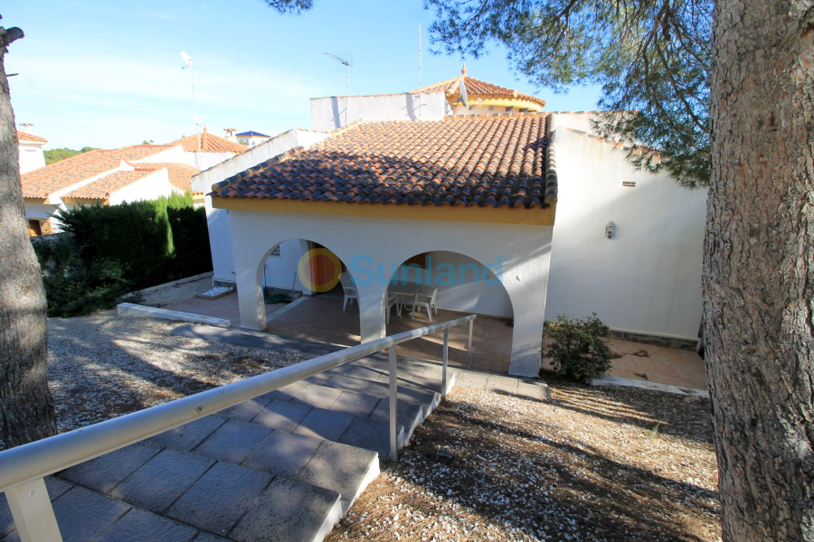 Resale - Villa - Orihuela Costa - Mil Palmeras