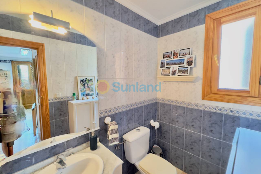 Resale - Villa - Guardamar del Segura - 