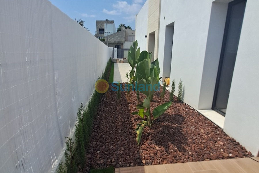 Resale - Villa - Polop - Urbanizaciones