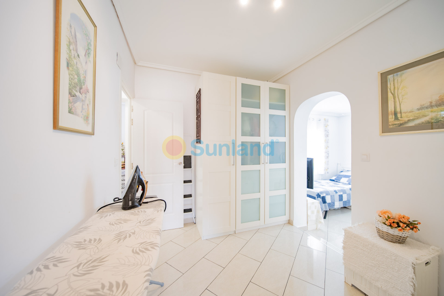 Brukte eiendommer - Villa - Orihuela Costa - La Florida