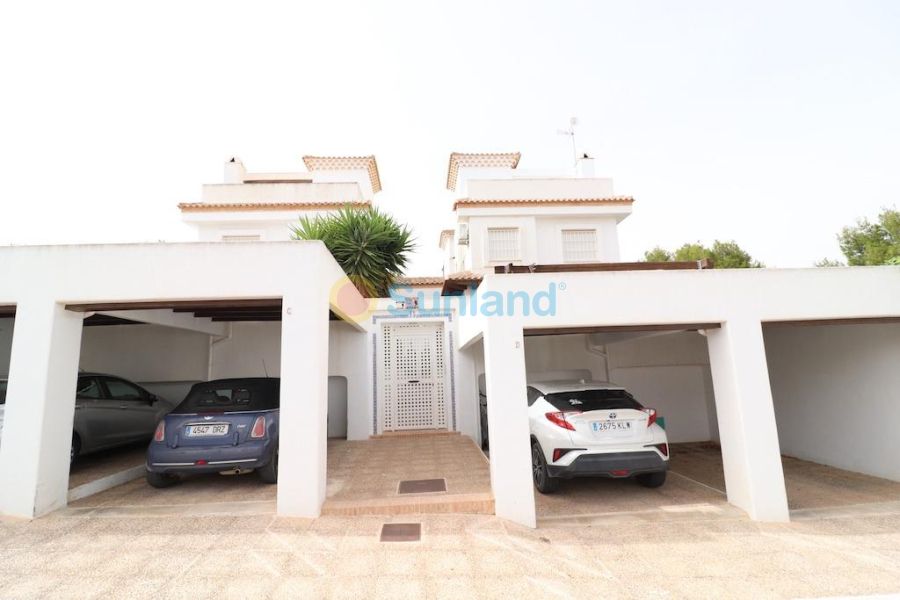 Använda fastigheter - Villa - Orihuela Costa - Montezenia