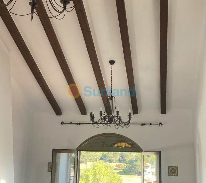 Resale - Villa - Orihuela Costa - Villamartin