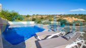 Använda fastigheter - Villa - Orihuela Costa - Campos de Golf