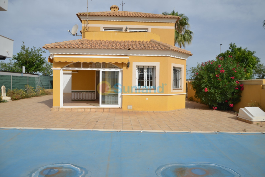 Resale - Villa - Torre de la Horadada