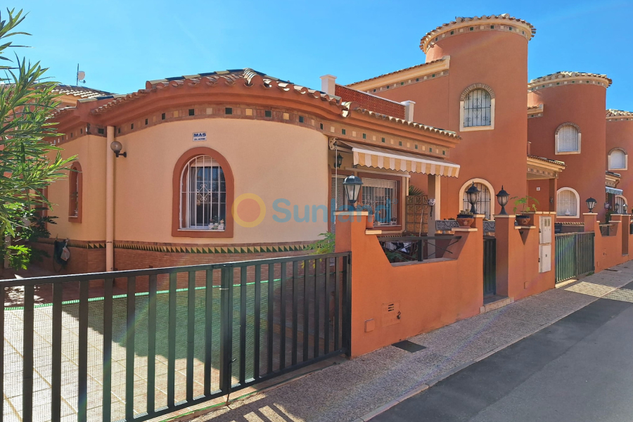 Brukte eiendommer - Villa - Playa Flamenca - Villas San Luis