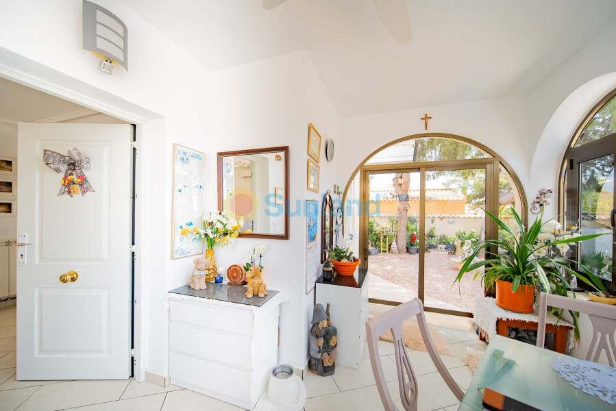 Brukte eiendommer - Villa - Orihuela Costa - La Florida