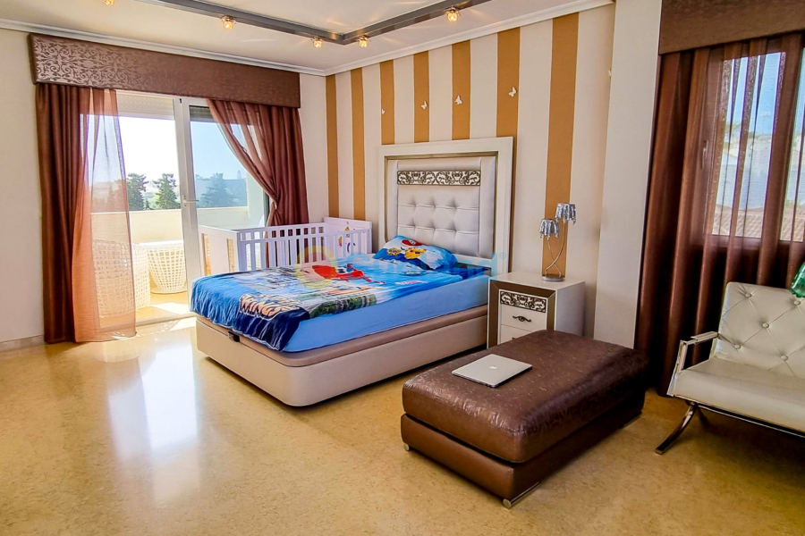 Segunda mano - Chalet - Torrevieja - La Mata
