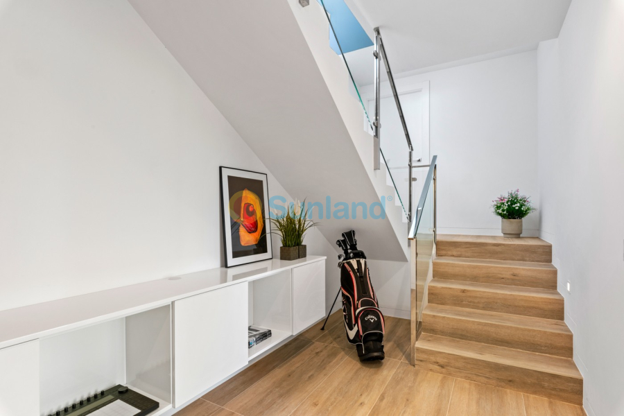 Resale - Villa - Las Colinas Golf Resort - Las Colinas golf