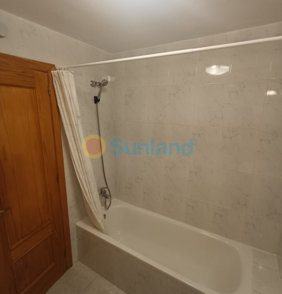 Använda fastigheter - Lägenhet - Torrevieja