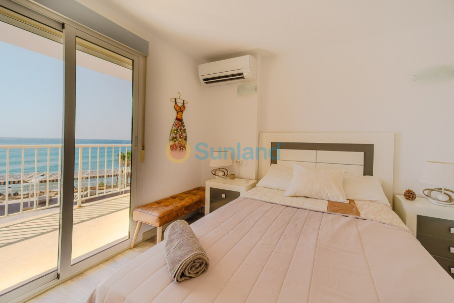 Resale - Apartamento - Torrevieja - Playa del Cura