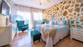 Resale - Villa - Torrevieja - Los Balcones