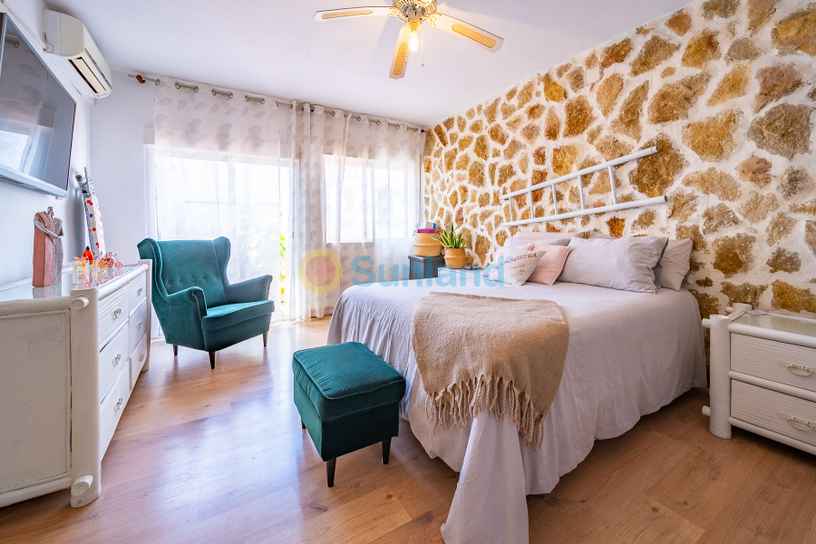 Resale - Villa - Torrevieja - Los Balcones