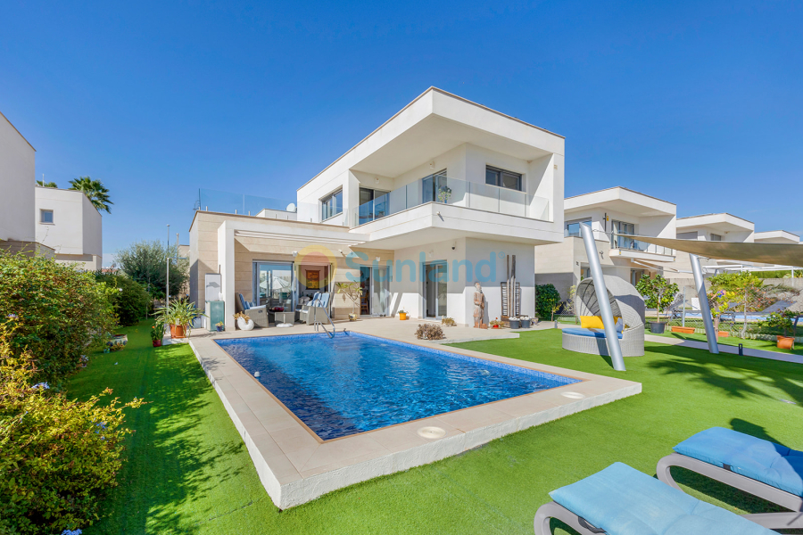 Resale - Villa - Orihuela - Vistabella Golf