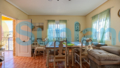 Resale - Villa - Cañada Del Trigo