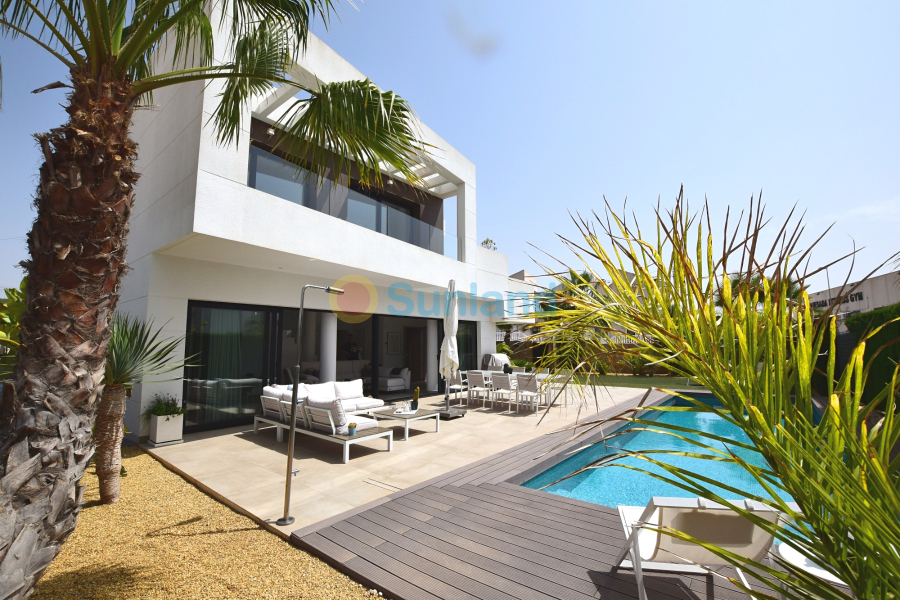Resale - Detached Villa - Ciudad Quesada - Airstrip