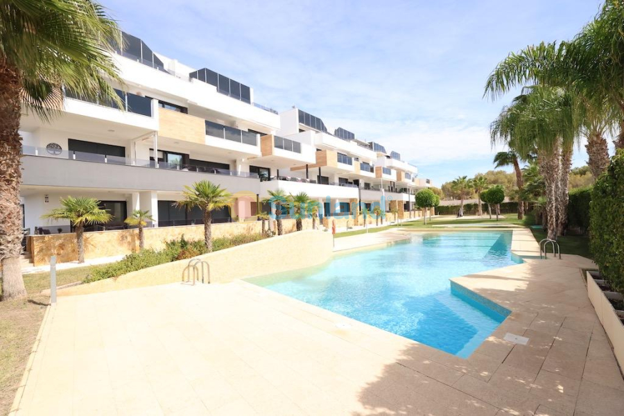 Resale - Apartment - Orihuela Costa - Las Mimosas