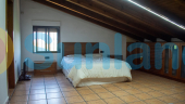 Resale - Villa - Dolores - 