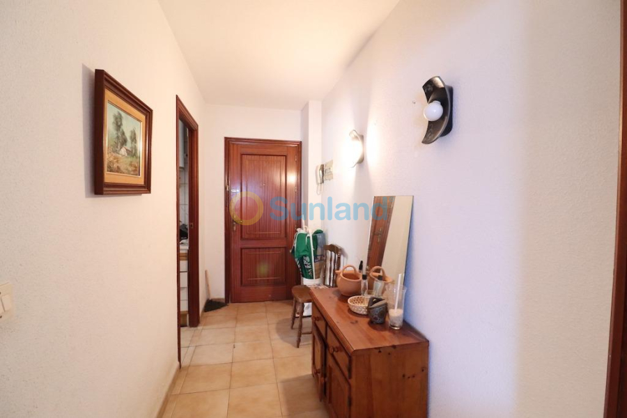 Resale - Apartment - Torrevieja - Punta Prima