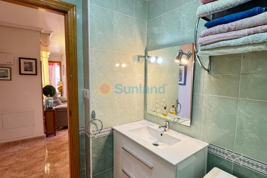 Resale - P - Torrevieja - Centro