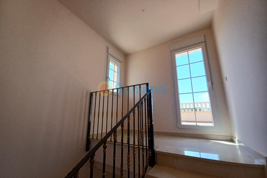 Använda fastigheter - V - Cabo Roig