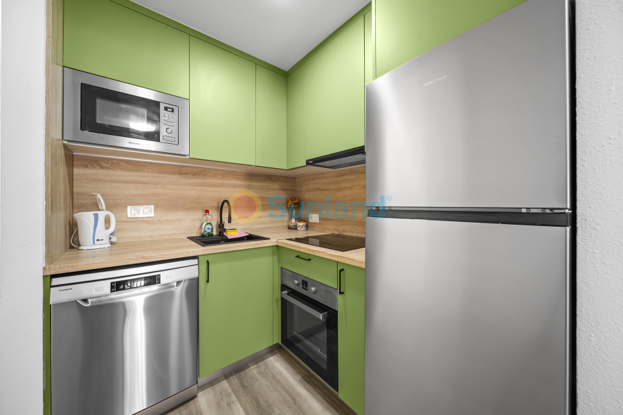 Resale - Apartamento - Torrevieja - Centro