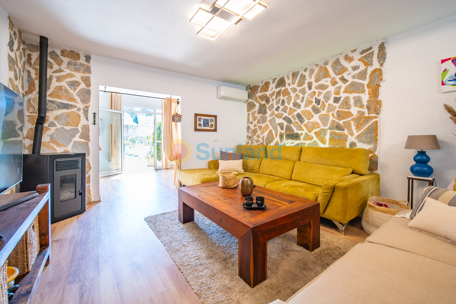 Resale - Villa - Torrevieja - Los Balcones