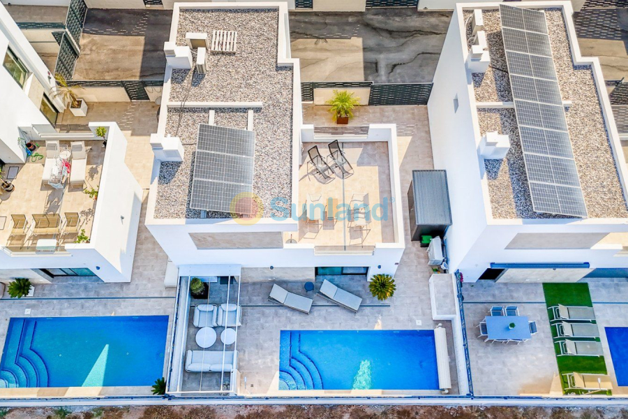 Вторичка - Bилла - Ciudad Quesada