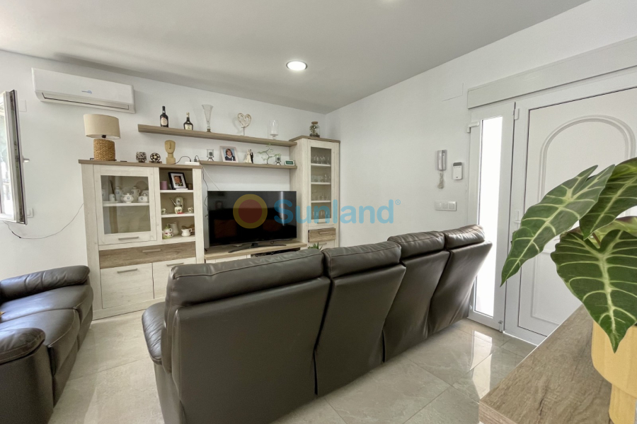 Вторичка - Bилла - Torrevieja - Los Balcones